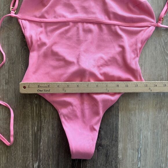 NWT Lspace Bree One Piece Classic in Pink Size Medium - Picture 12 of 15